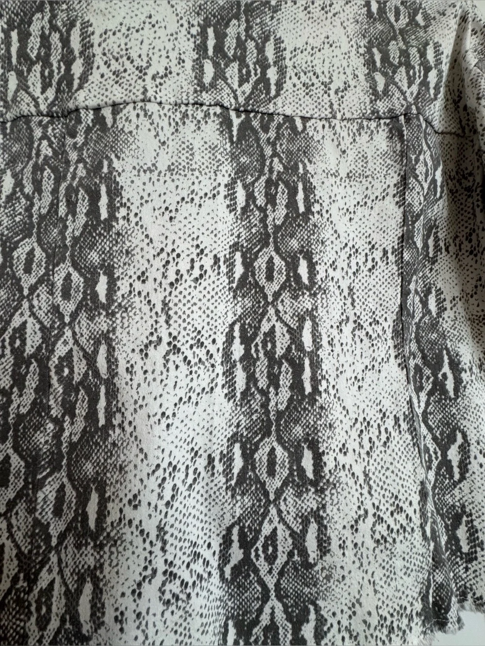 L Love Small Grey White Stripe Snake Print Button Down Cotton Blend Jacket